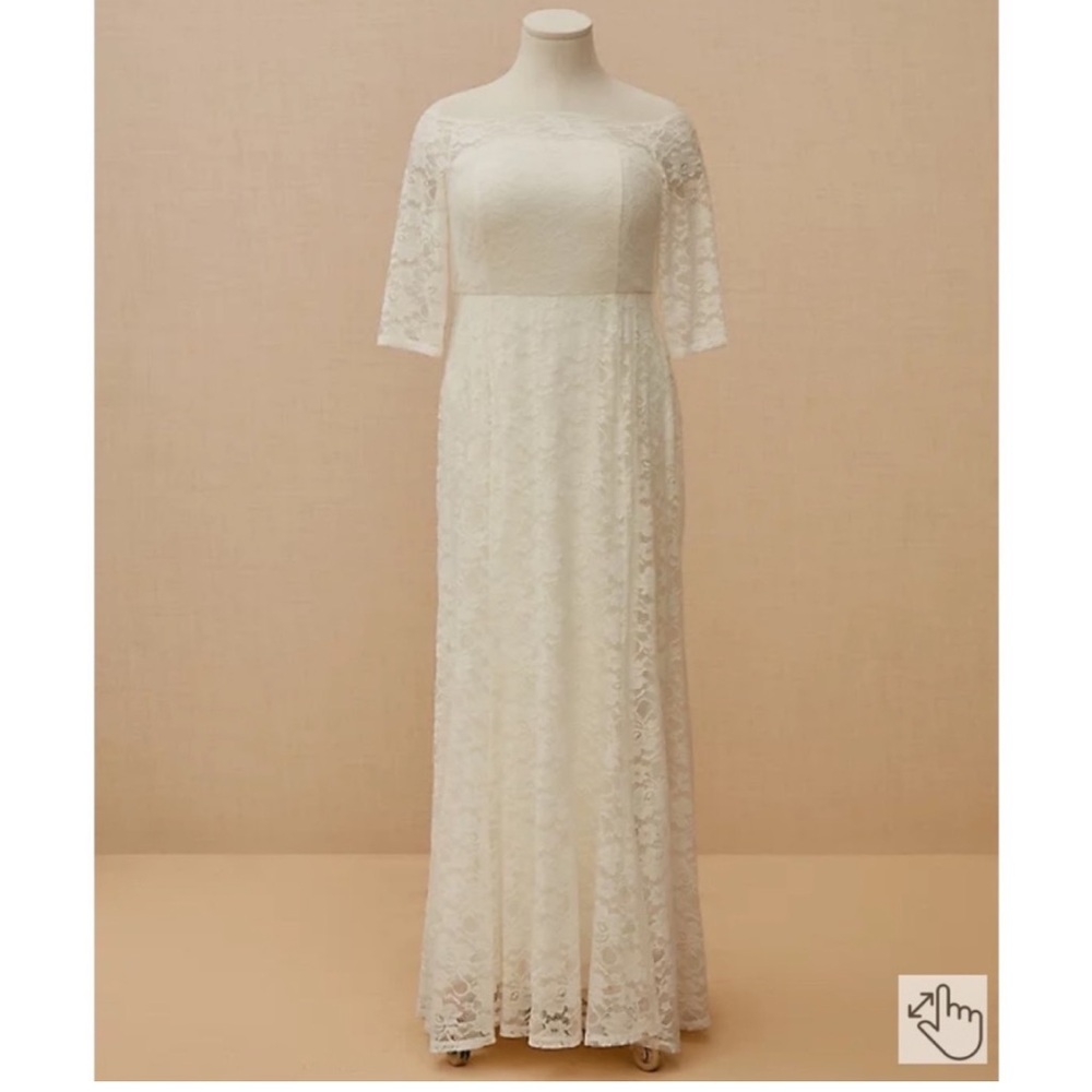 NWT TORRID Ivory Lace Off Shoulder Fit & Flare Wedding dress